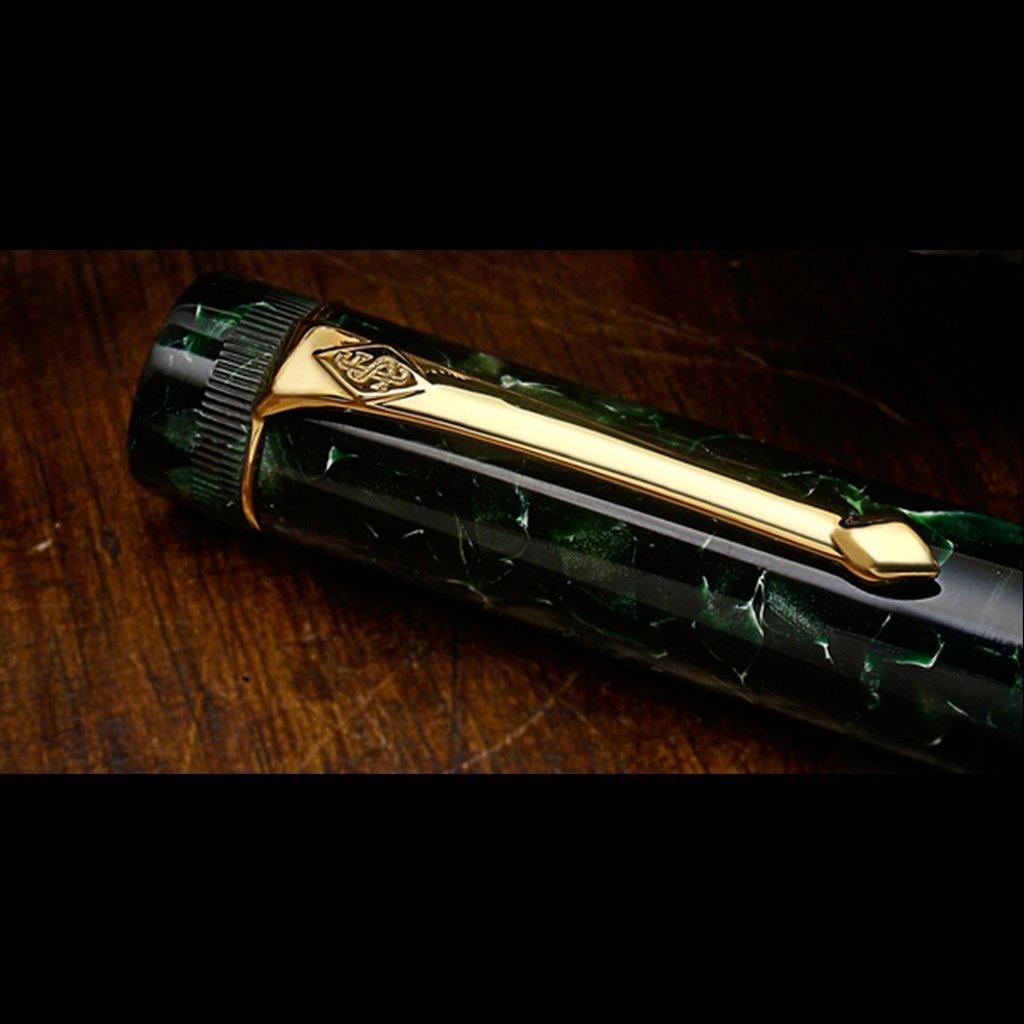 Conway Stewart Marlborough Classic Green conwaystewart.com Conway Stewart Marlborough Classic Green conwaystewart.com